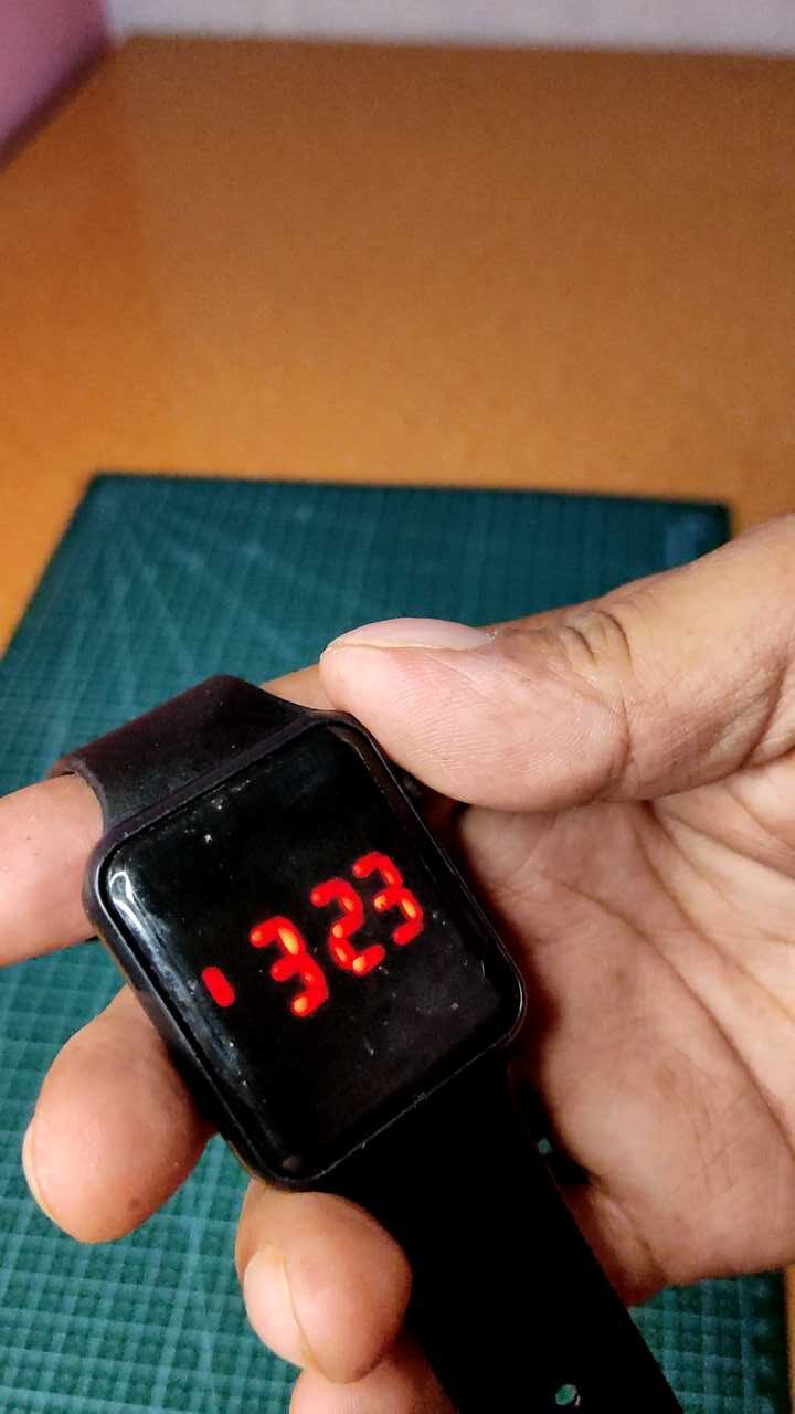 Digital Watch|Black Digital LED Watch|For Boys and Girls|Square|NOT SMART|LED Watch|Digital LED Watch Square|Basic LED Watch|Gunatit|Amazon|Whats In Box