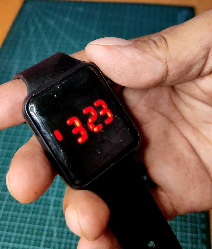 Digital Watch|Black Digital LED Watch|For Boys and Girls|Square|NOT SMART|LED Watch|Digital LED Watch Square|Basic LED Watch|Gunatit|Amazon|Whats In Box
