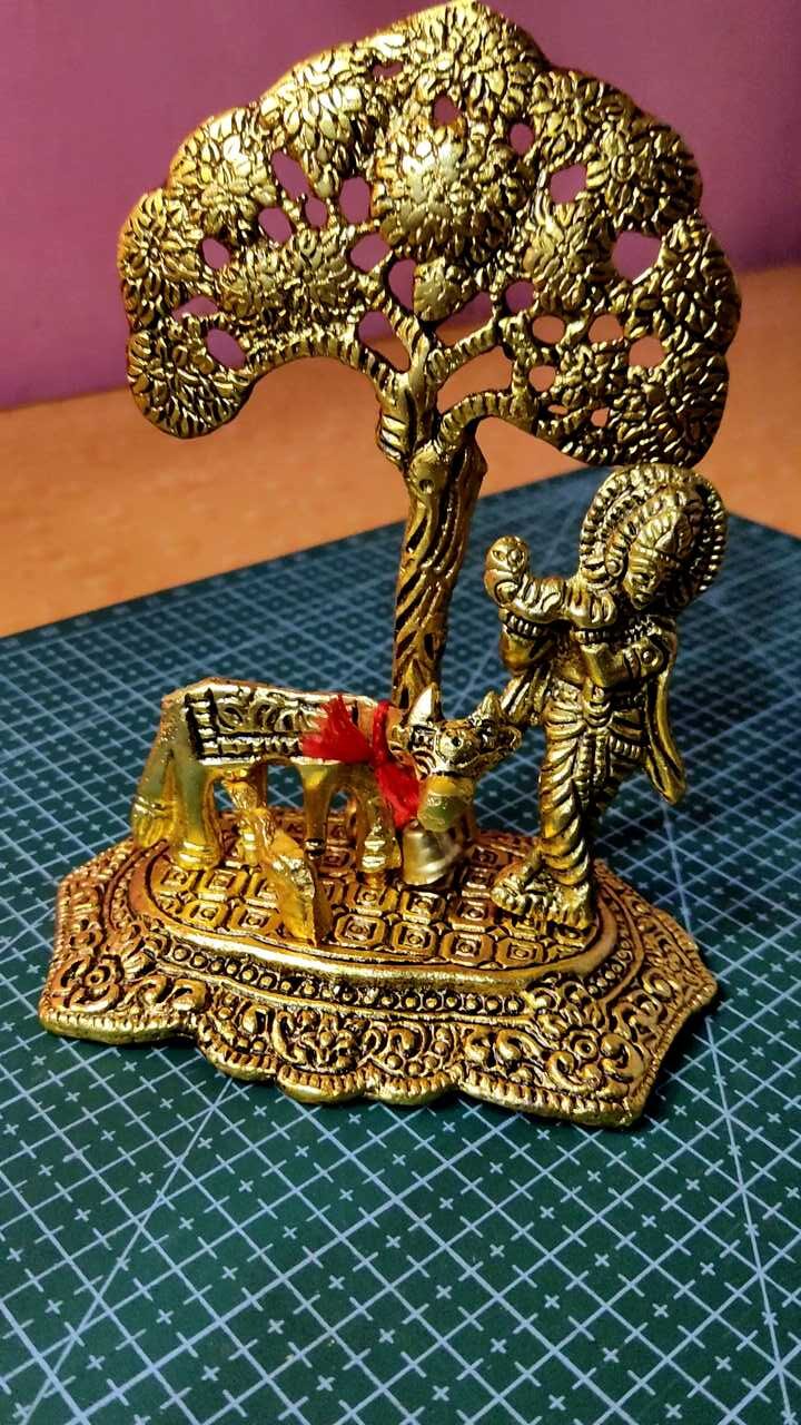 Metal Krishna|Idol|Murti|Kamdhenu|Cow|Gold Plated|Krishna Plying Flute|Showpiece|Krishna with Kamdhenu|Kamdhenu Cow|Gold Krishna Murti|Gold Krishna Idol|Krishna Showpiece|Chhariya Crafts|Amazon|Whats In Box