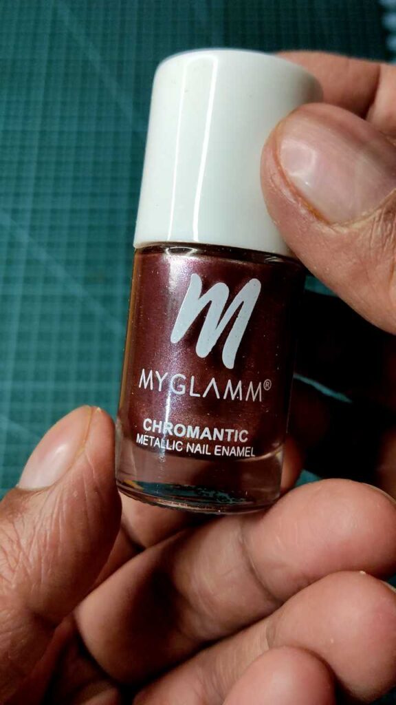 MyGlamm Chromantic Metallic Nail Enamel|Geisha|Dark Pink Shade|Metallic|Nail Enamel|Chrome Finish|Long Lasting Nail Polish|10ml|MyGlamm|Amazon|Whats In Box