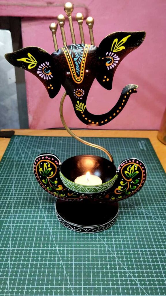 Handpainted|Ganesha Tealight Candle Holder|Beautiful Ganesha|Tealight Candle Holder|Beautiful Ganesha T-light candle holder|Pooja Room|Table Decor|Home Decoration|Gift|Ganesha|Amazon|Whats In Box